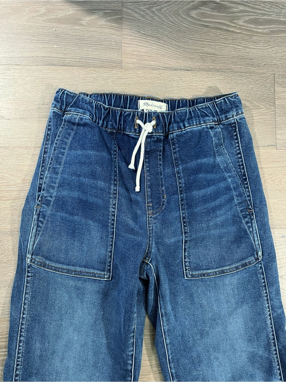 Madewell Pull-On Relaxed Jeans in Medium Wash Size XXS - Picture 3 of 9